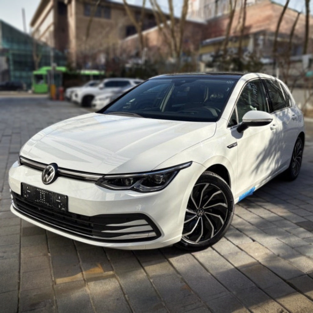 2026 Volkswagen GOLF 8 Generation 2.0 TDI Prestige — photograph 1 of 1