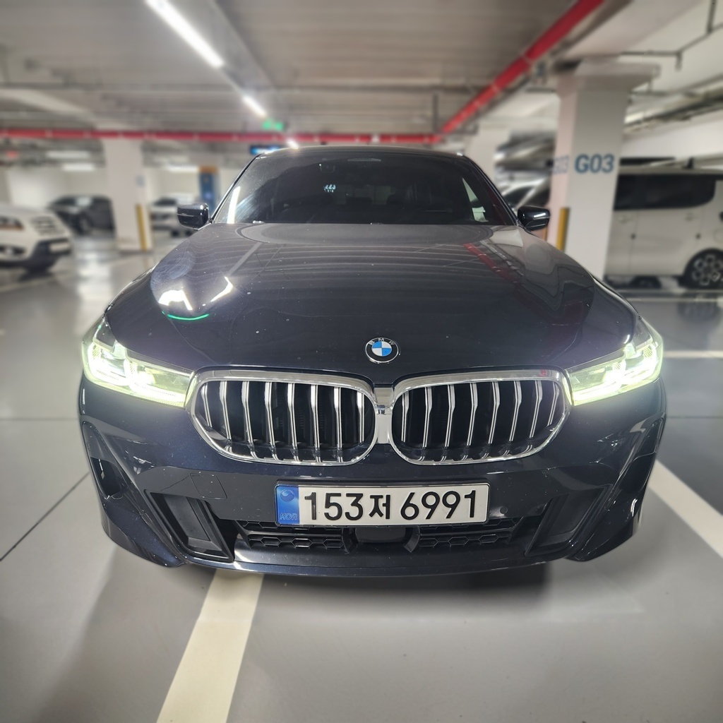 2022 BMW 6 Series GT (G32) GT 620d M SPORT — photograph 1 of 1