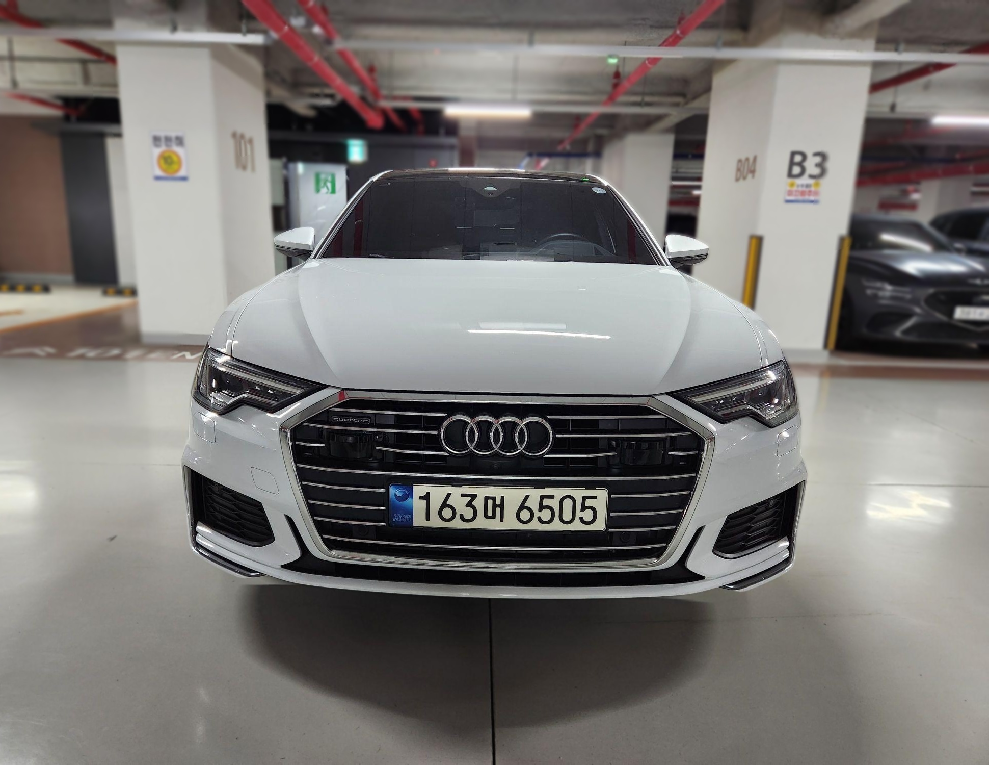 Audi A6 (C8)