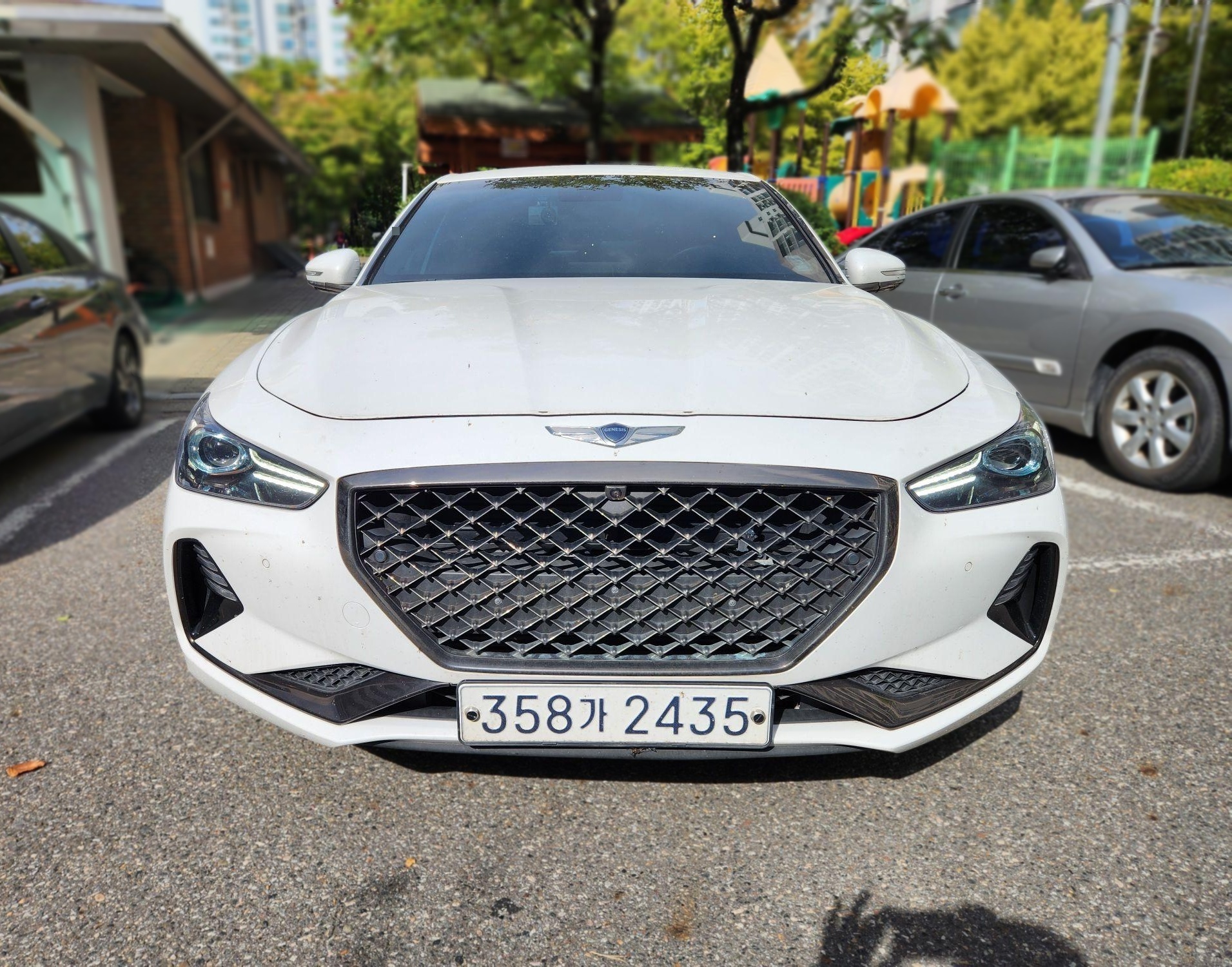 Genesis G70