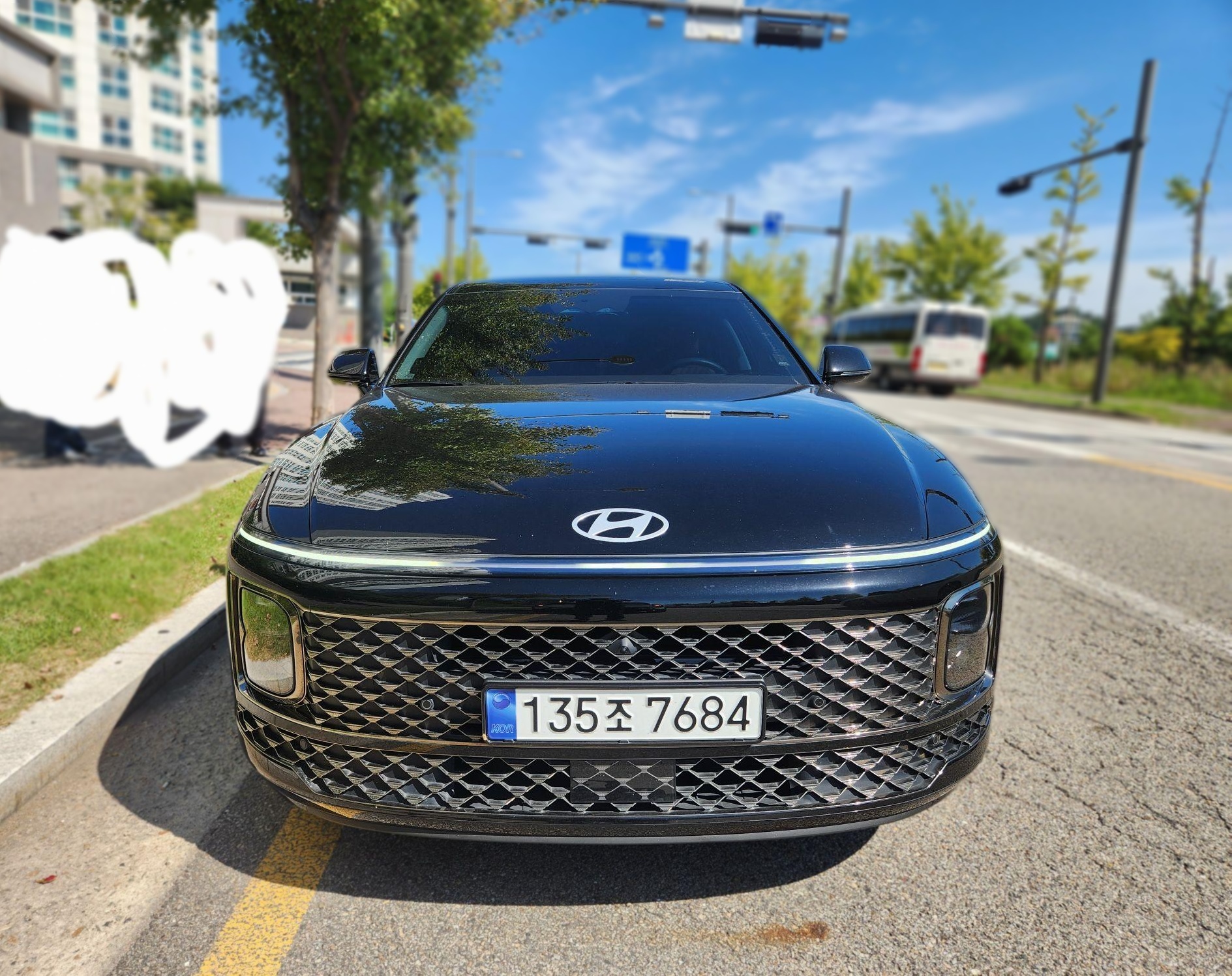 Hyundai The All-New Grandeur (GN7)