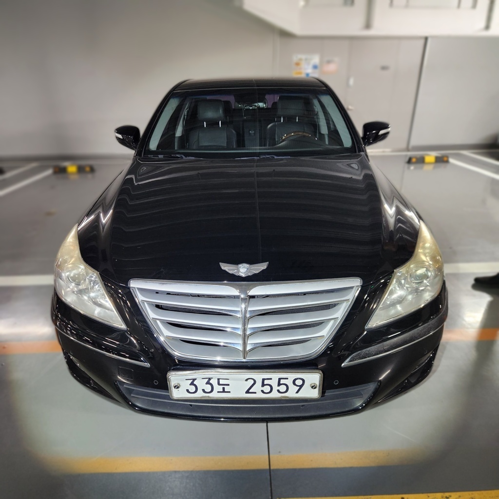 2010 Genesis BH330 Luxury BASE MODEL — Korean import available from KcarDeals