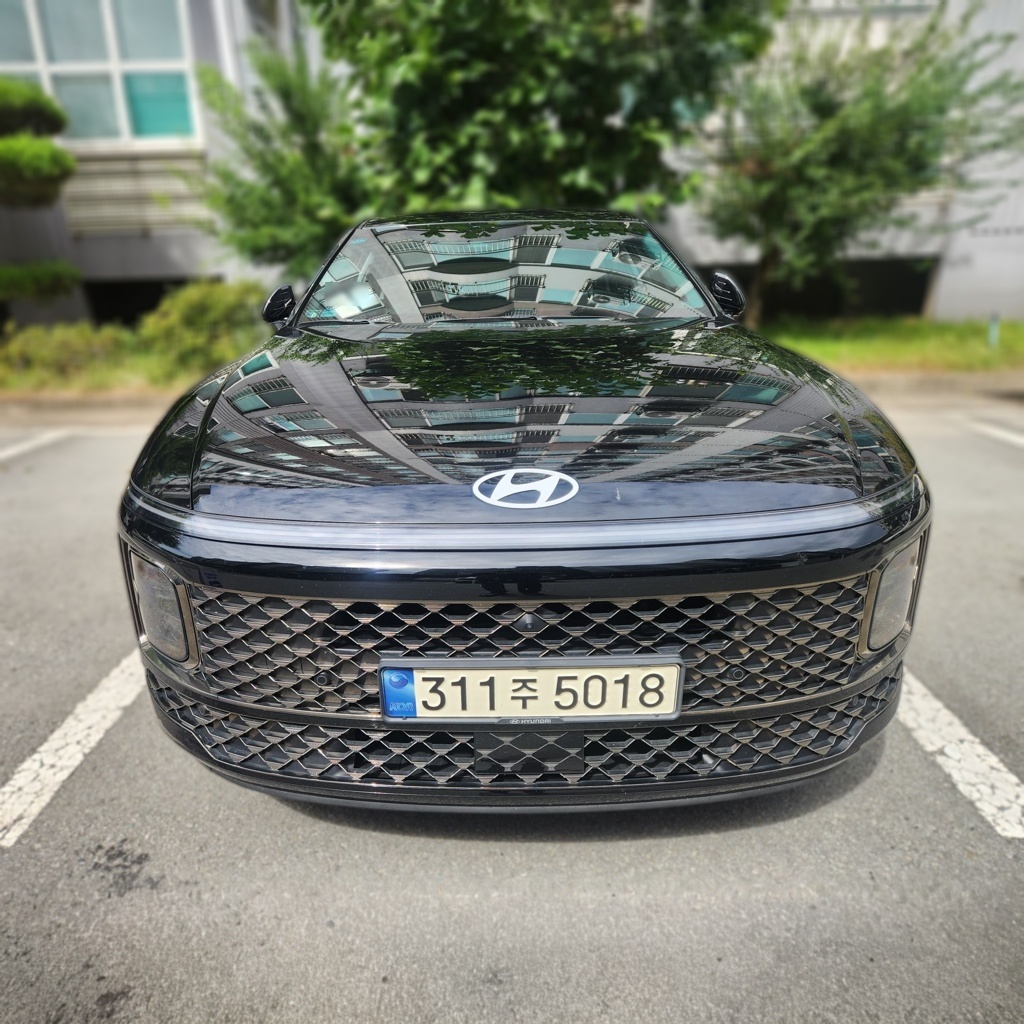 2024 Hyundai The All New Grandeur Hybrid (GN7) Calligraphy — photograph 1 of 1