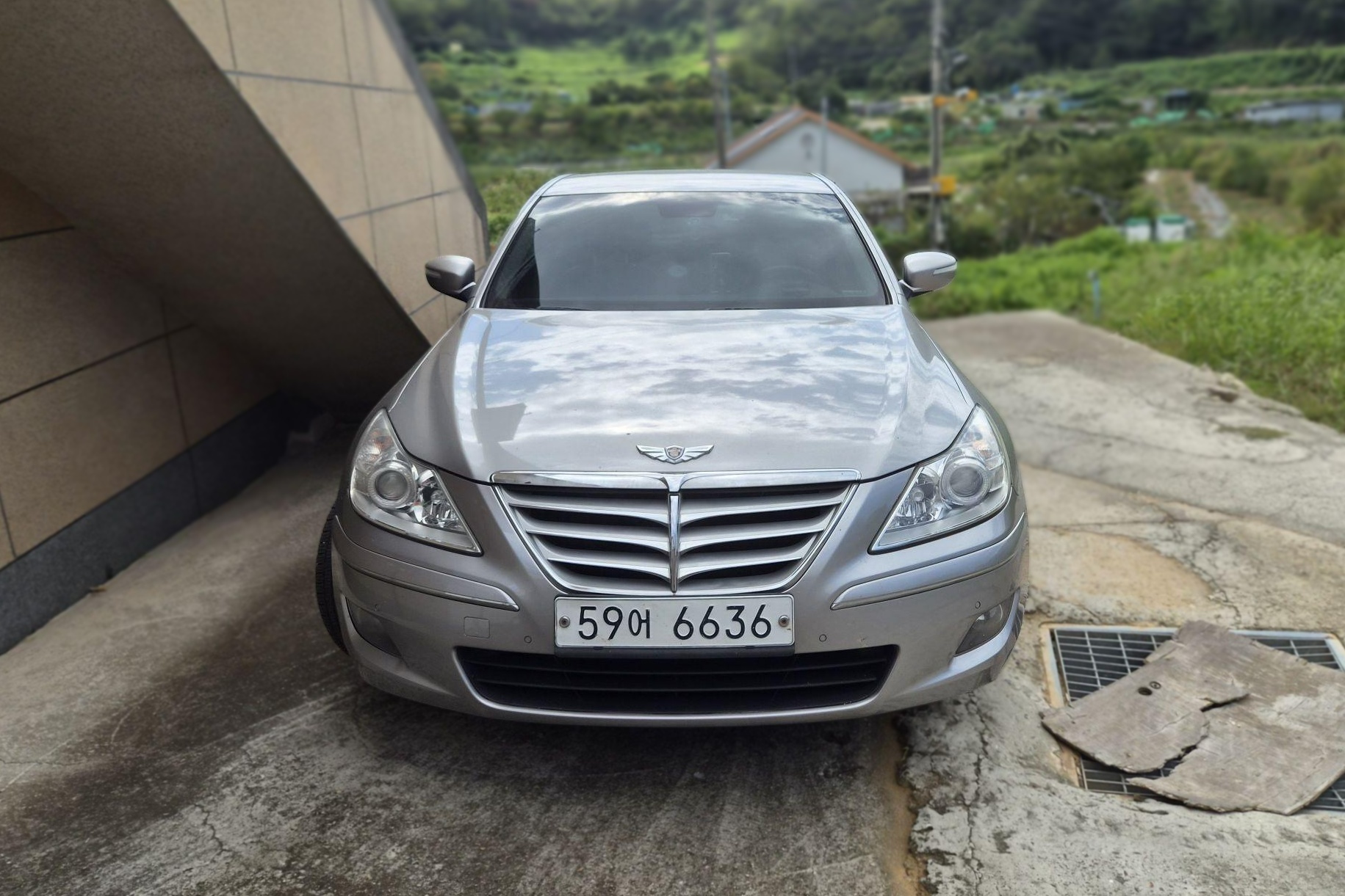 2011 Genesis BH330 Grand Prime Pack — Korean import available from KcarDeals