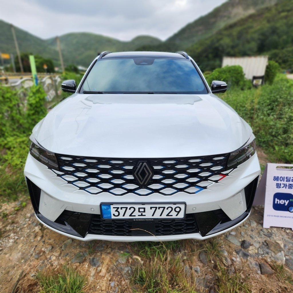 2025 Renault Korea (Samsung) Grand Koleos 2.0 GASOLINE Turbo 4WD Esprit Alpine — photograph 1 of 1