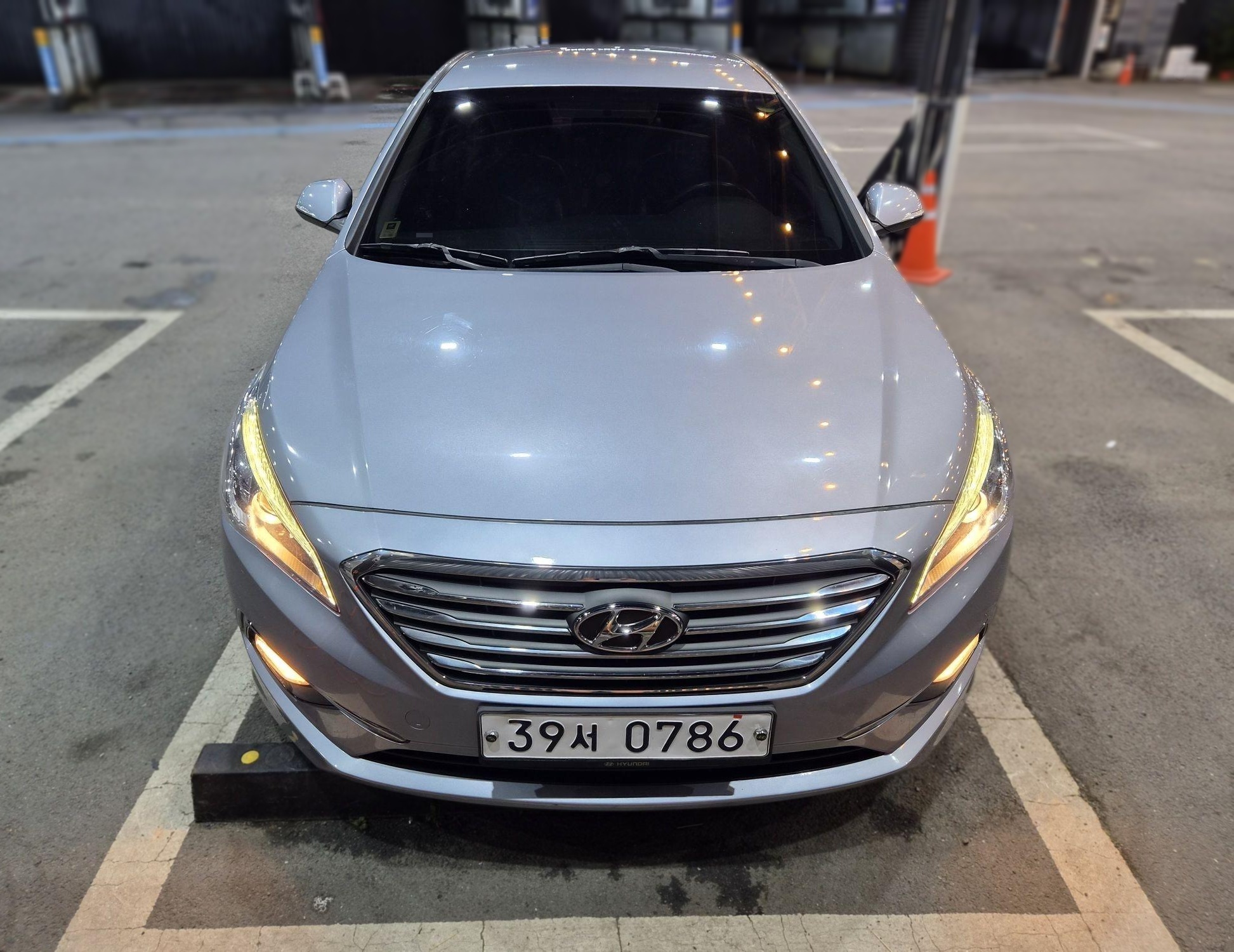 Hyundai LF Sonata