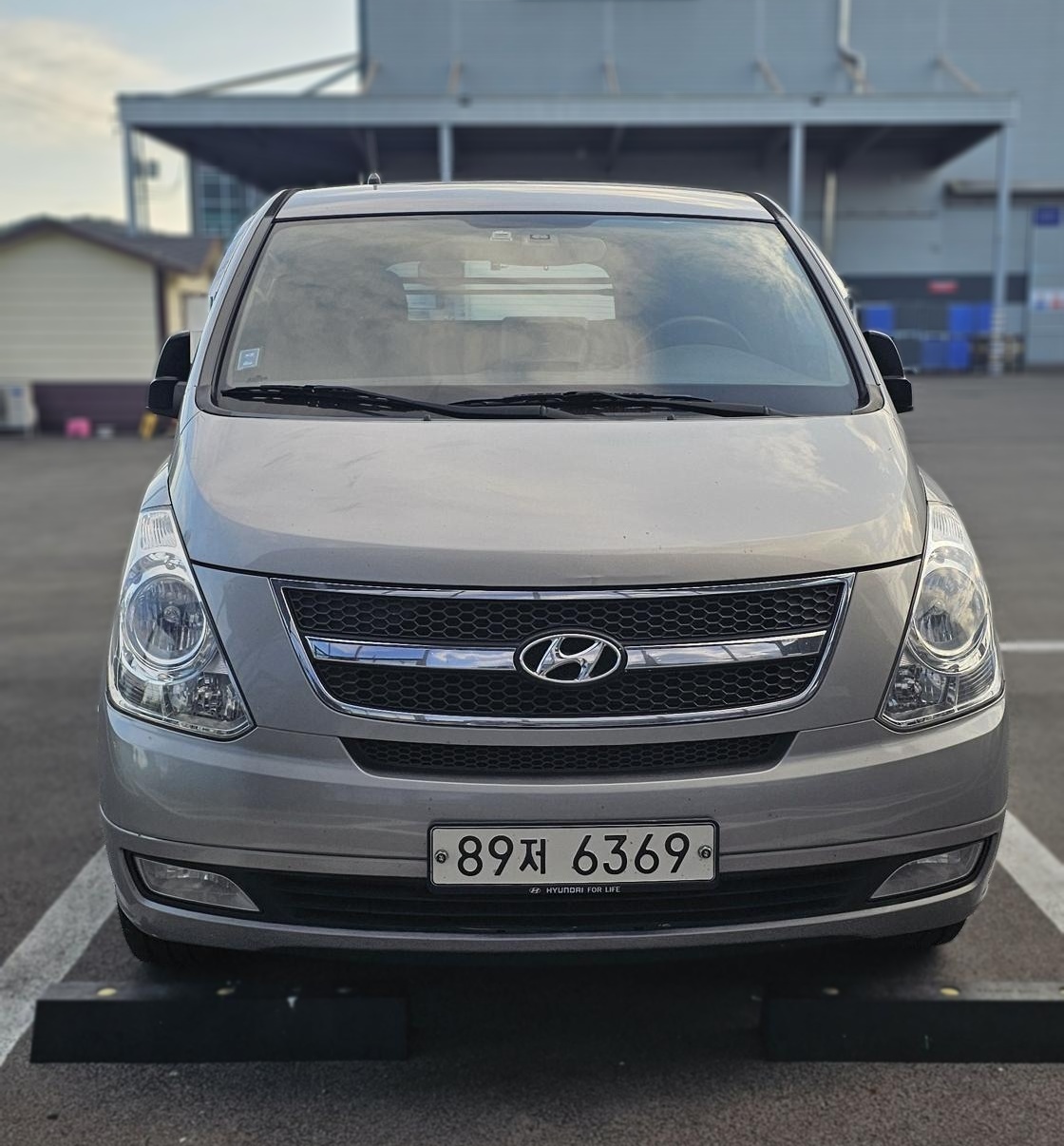 Hyundai Grand Starex