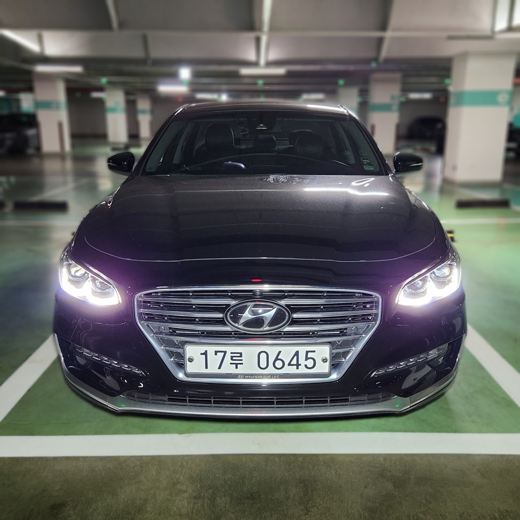 2019 Hyundai GRANDEUR IG Hybrid EXCLUSIVE SPECIAL — Korean import available from KcarDeals