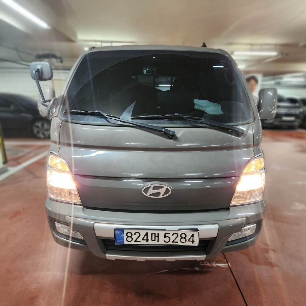 2024 Hyundai PORTER II Cargo 24MY Double Cab 2.5T LPDi EXTRA LONG WHEELBASE Automatic Premium Navigation — photograph 1 of 1