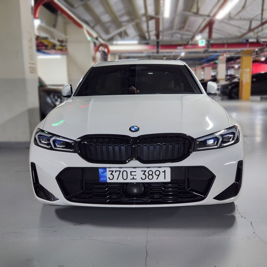 2024 BMW 3 SERIES (G20) 320i M SPORT — photograph 1 of 1