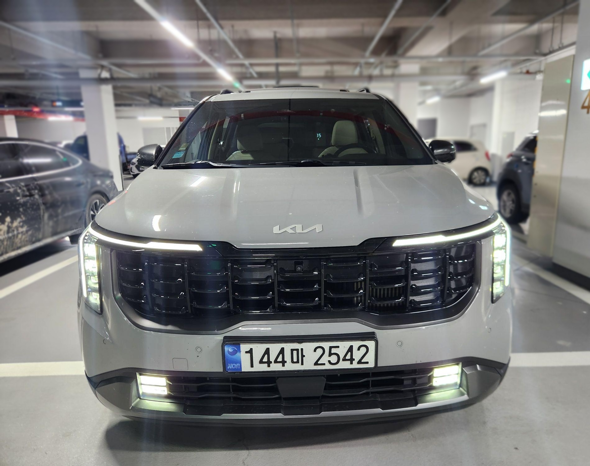 Kia The New Carnival Hybrid (KA4)