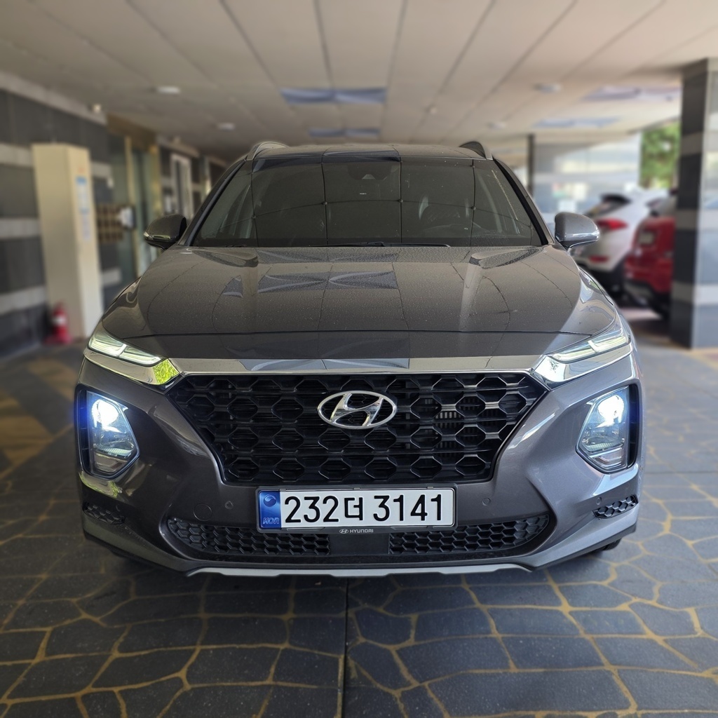 Hyundai Santa Fe TM