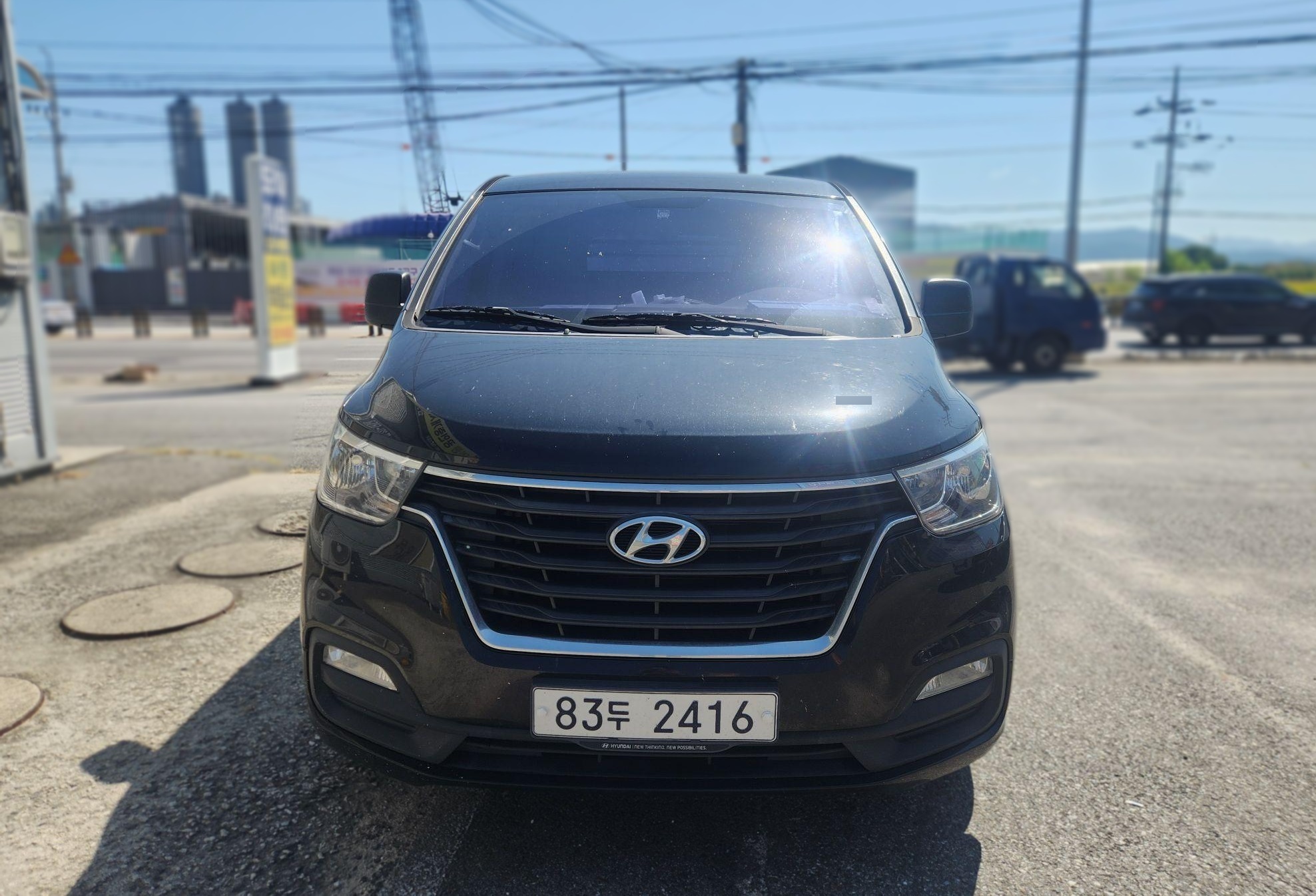 Hyundai The New Grand Starex