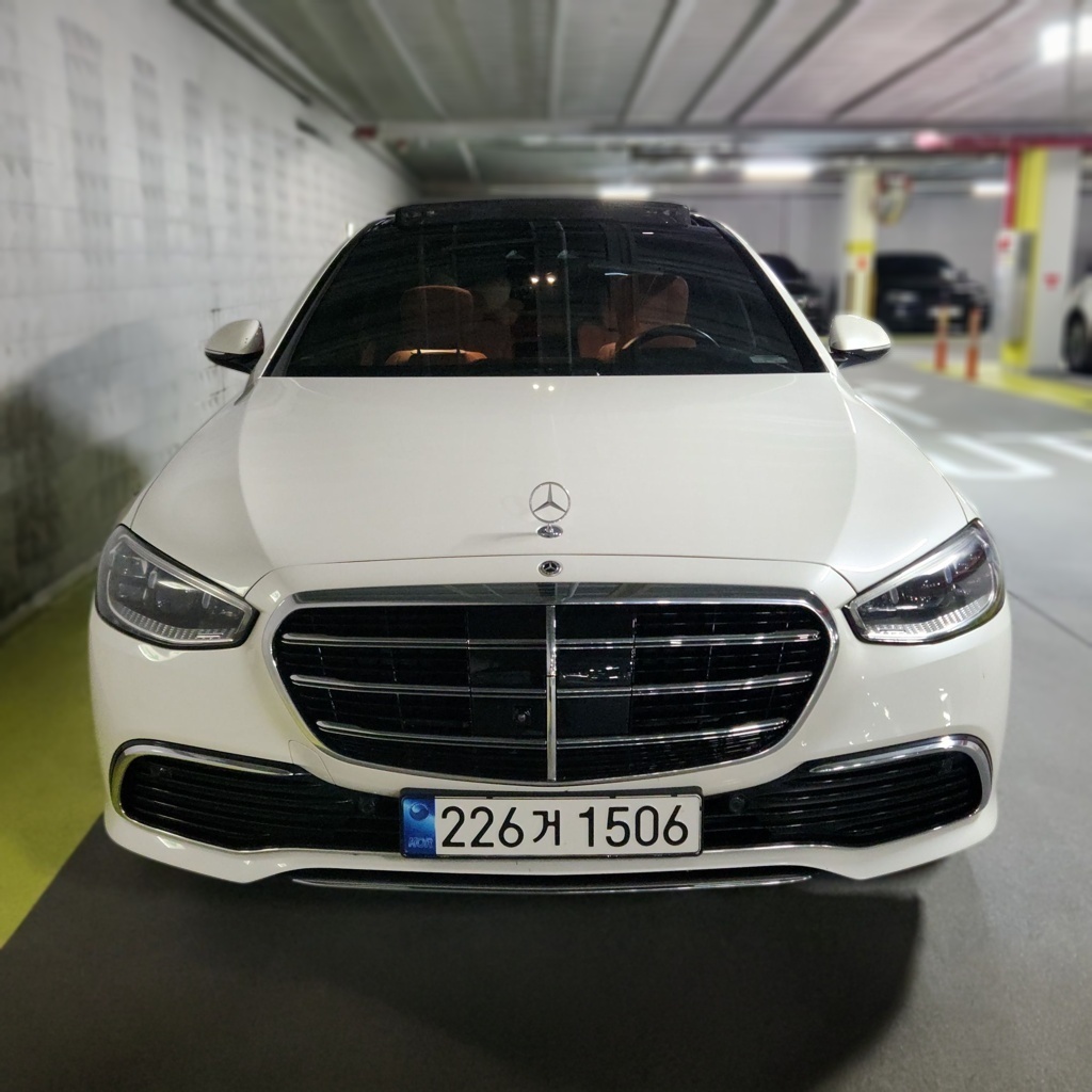 2022 Mercedes-Benz S350 d — photograph 1 of 1