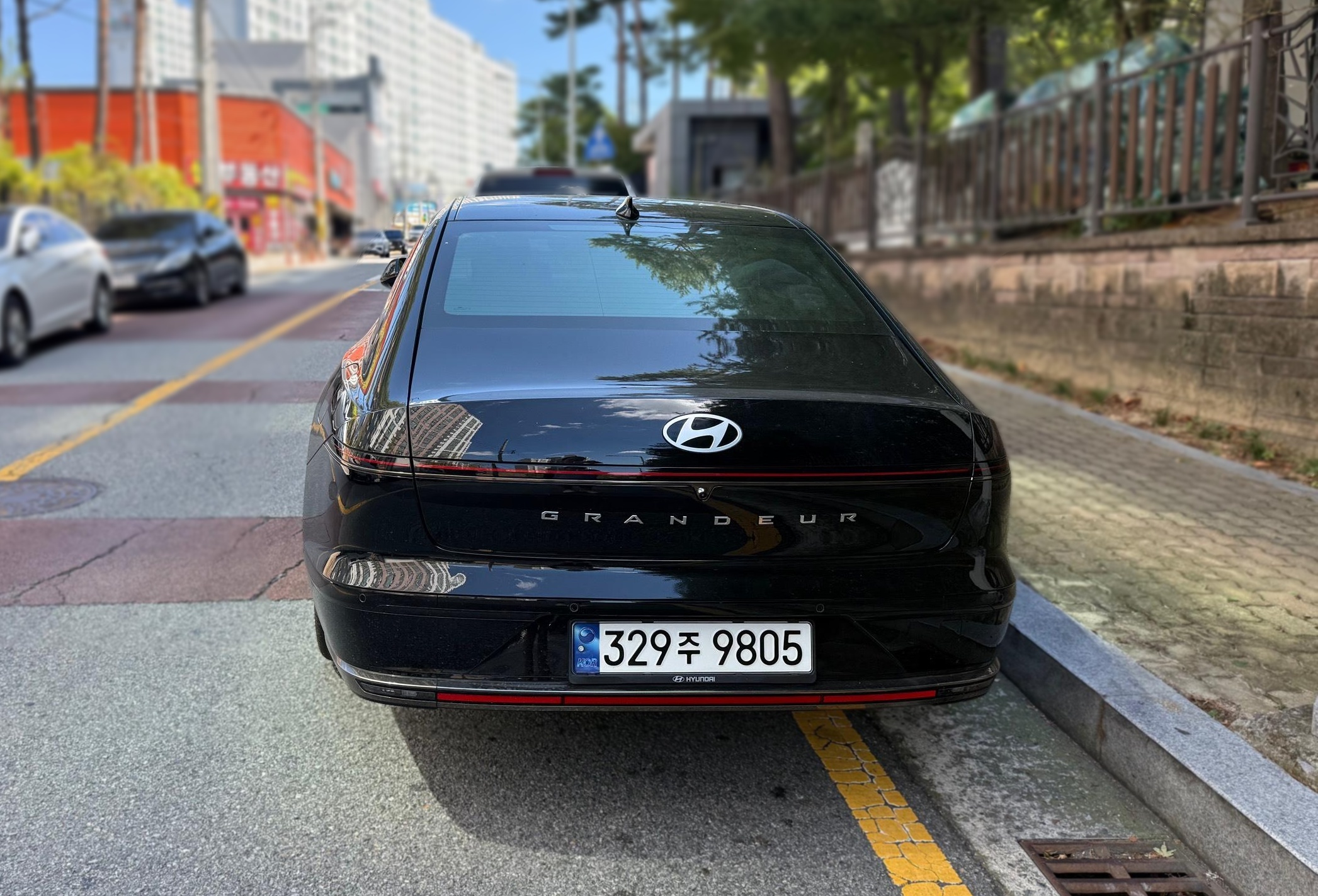 Hyundai The All-New Grandeur (GN7)