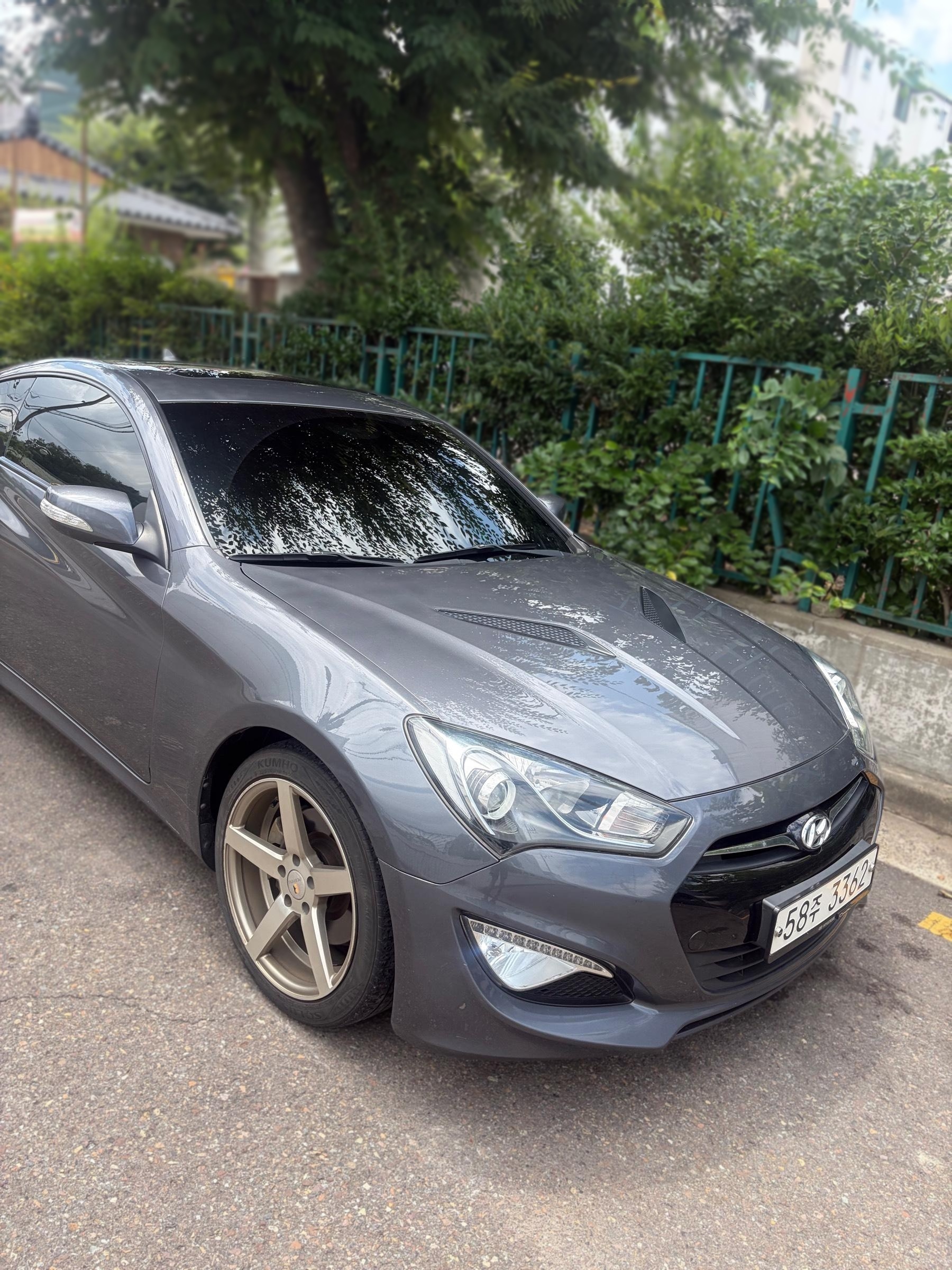 Hyundai The New Genesis Coupe