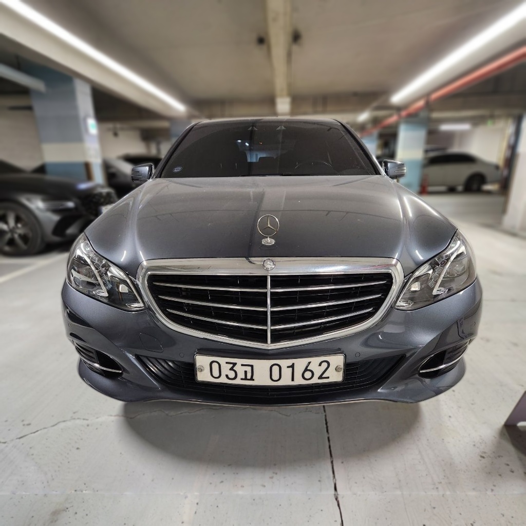 Mercedes-Benz E-Class (W212)