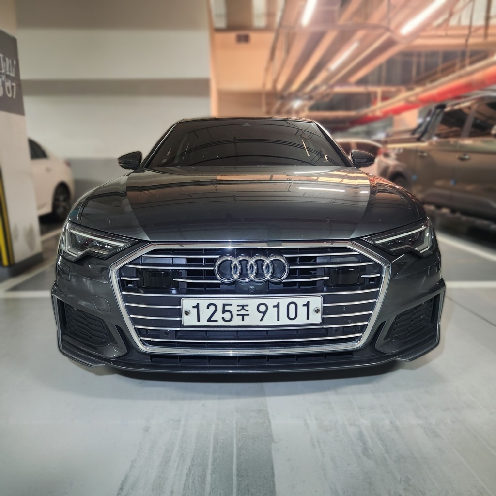 Audi A6 (C8)