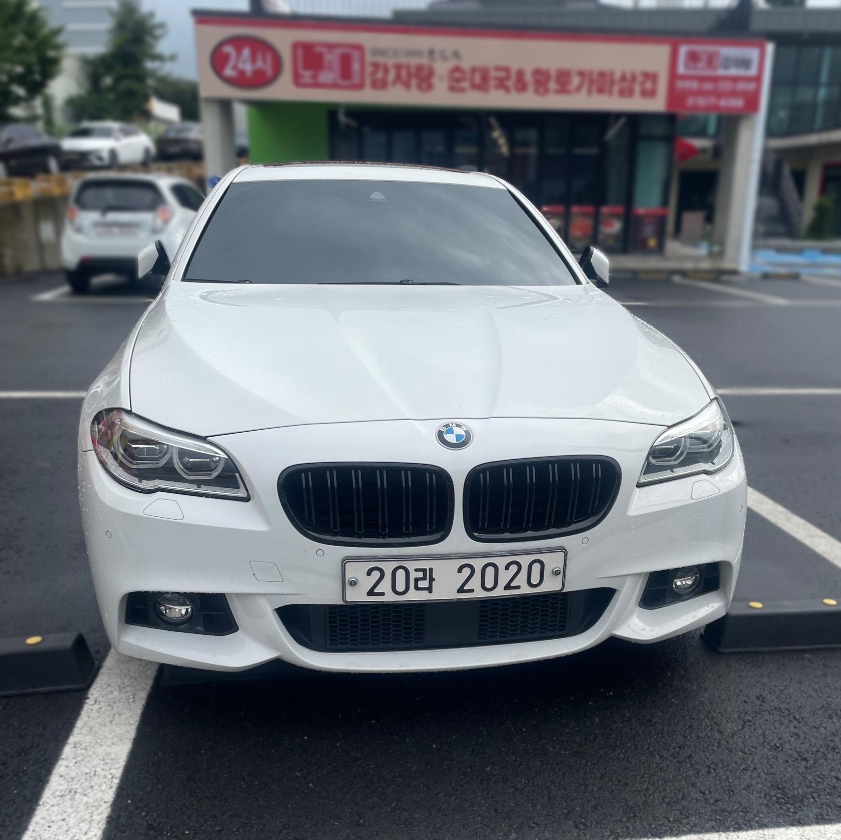BMW 5 Series (F10)
