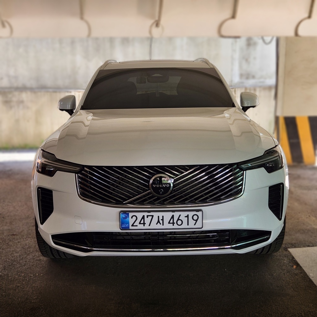 2026 Volvo XC90 2 Generation B6 Ultra Bright — photograph 1 of 1