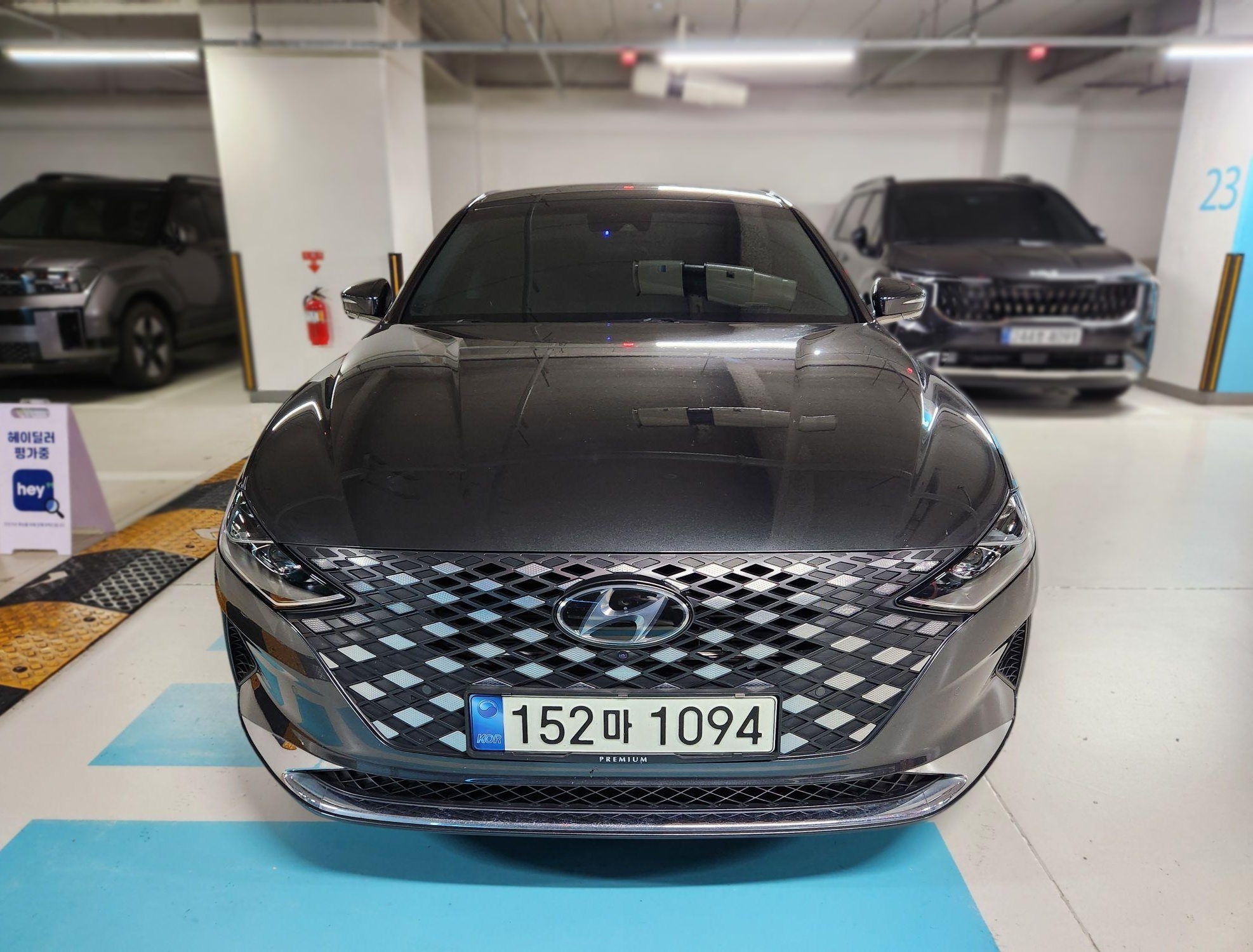 2020 Hyundai The New GRANDEUR IG Hybrid Exclusive — Korean import available from KcarDeals