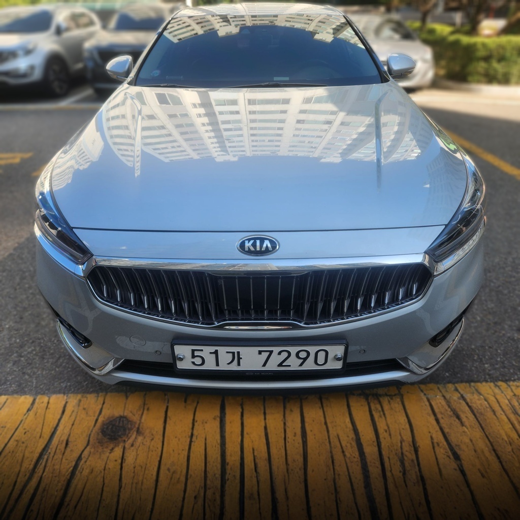 Kia All-New K7 Hybrid