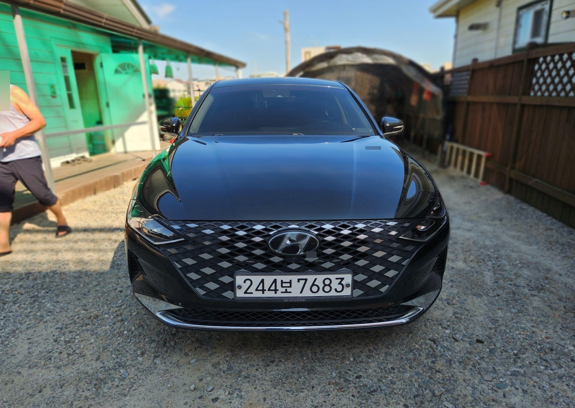 Hyundai The New Grandeur IG Hybrid