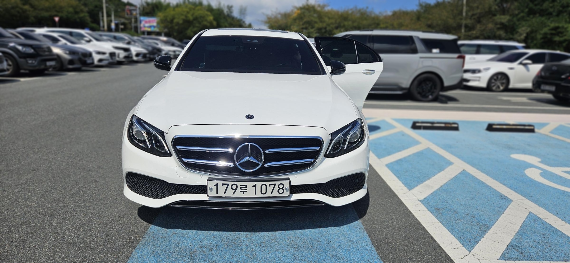 Mercedes-Benz E-Class (W213)