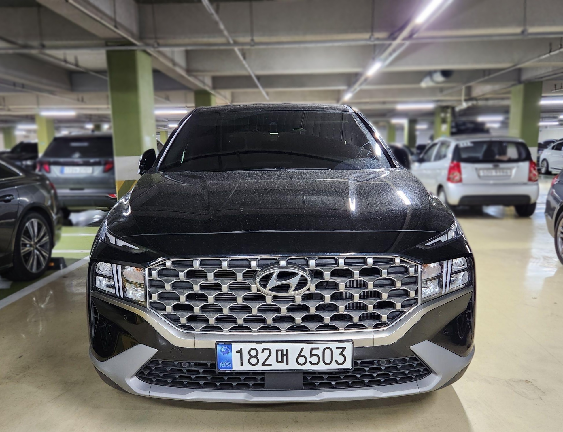 Hyundai The New Santa Fe Hybrid
