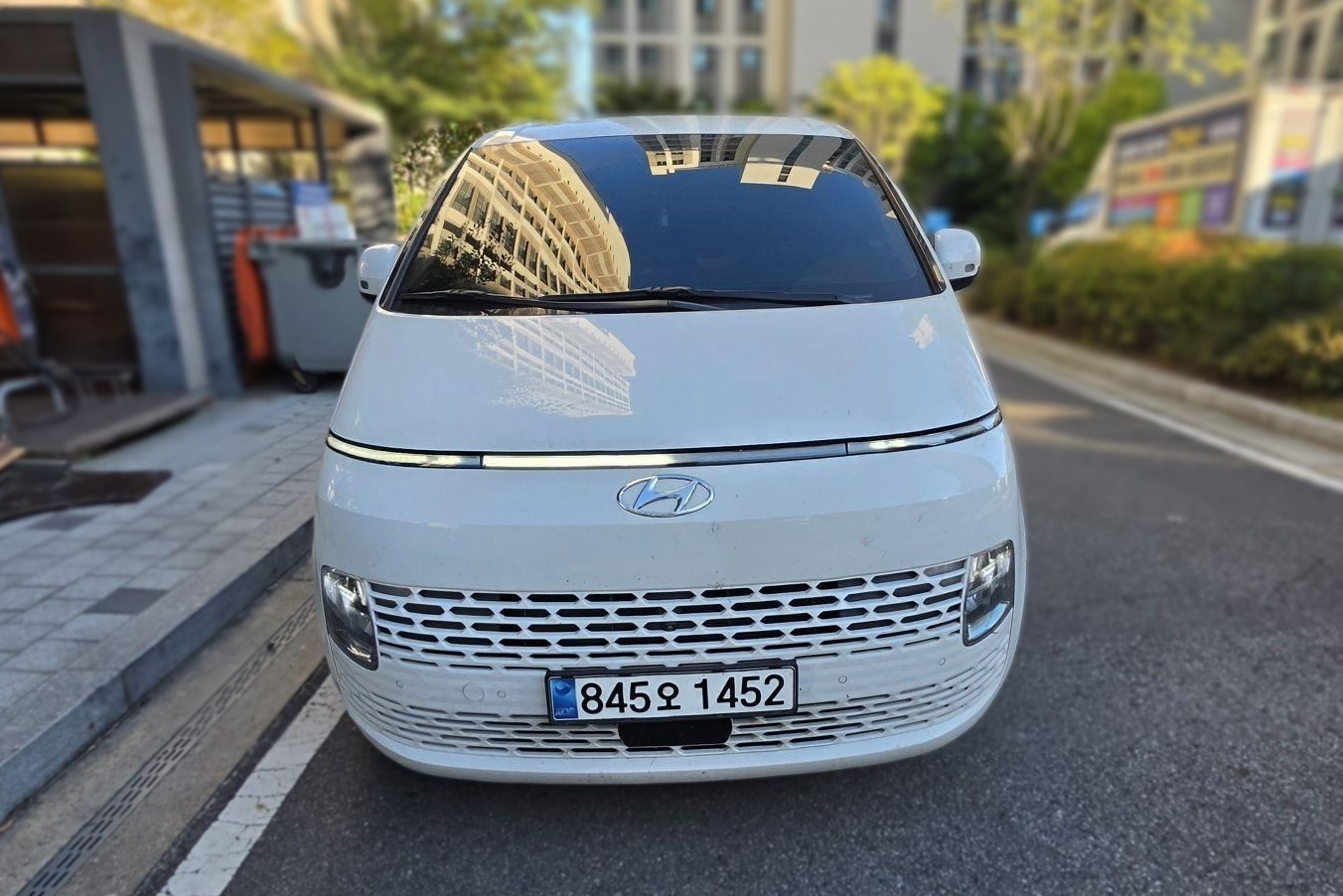 Hyundai Staria