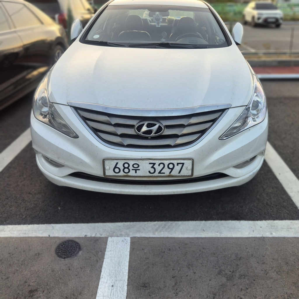 Hyundai YF Sonata