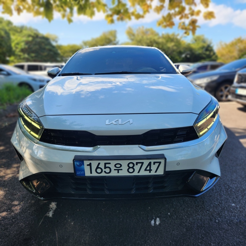 2022 Kia The New K3 2 Generation 1.6 Noblesse — photograph 1 of 1