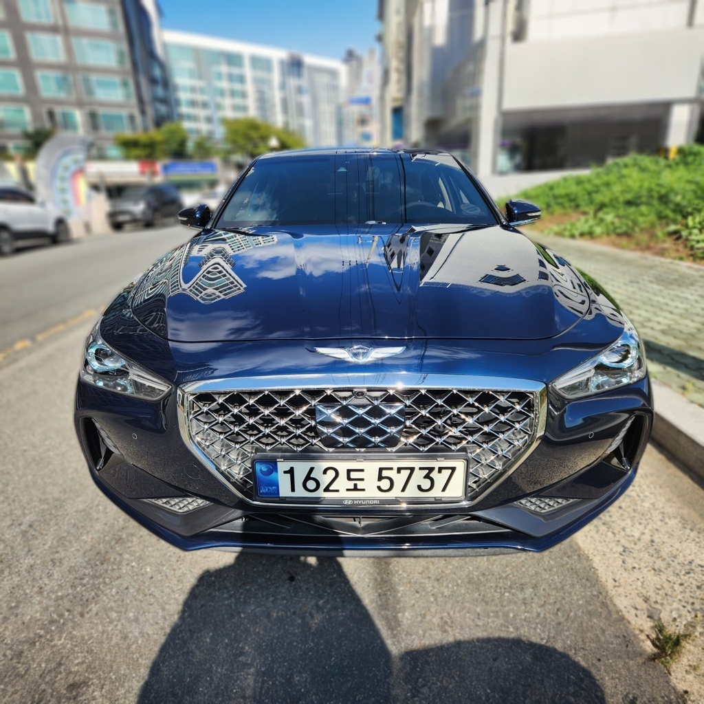 Genesis G70