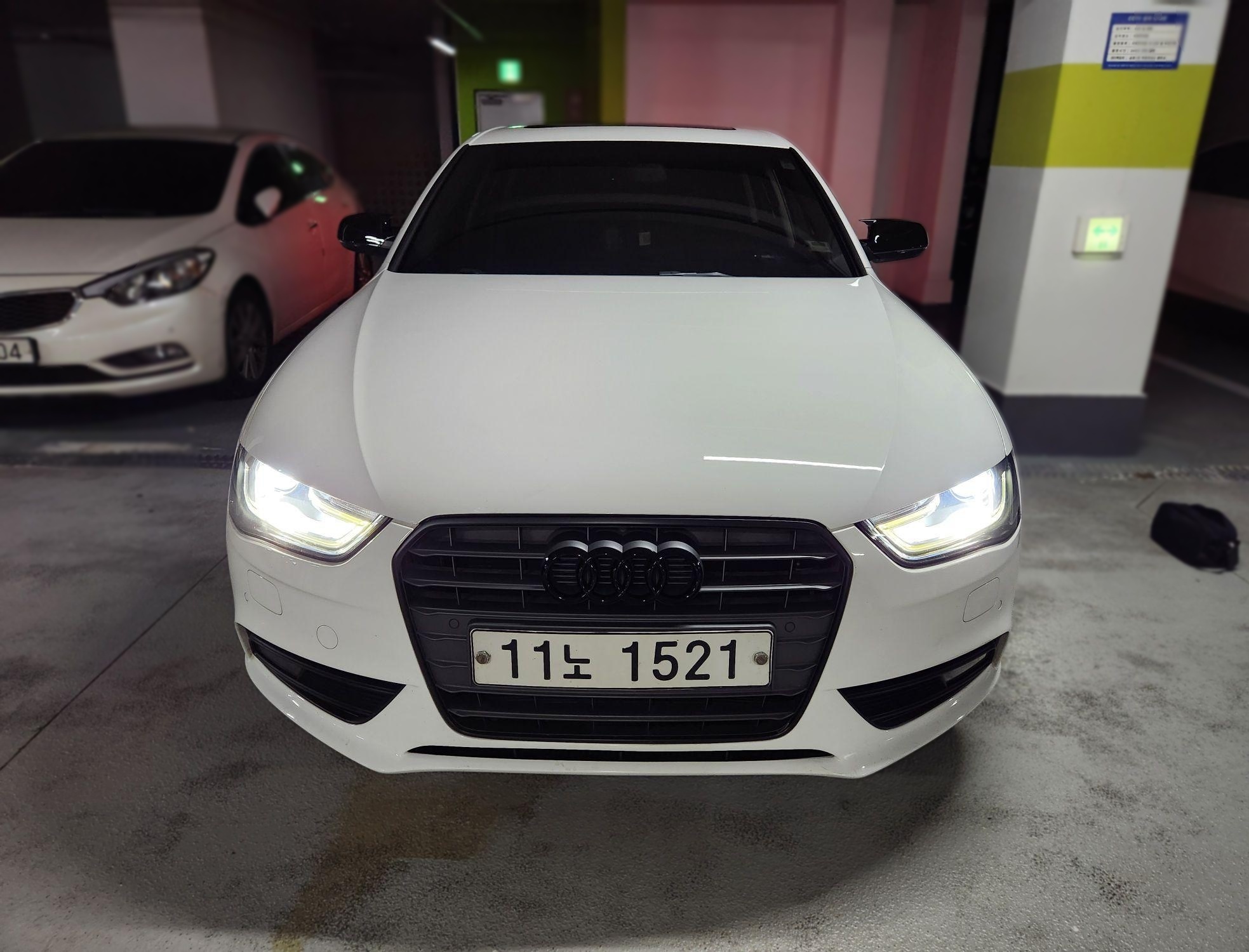 Audi A4 (B8)