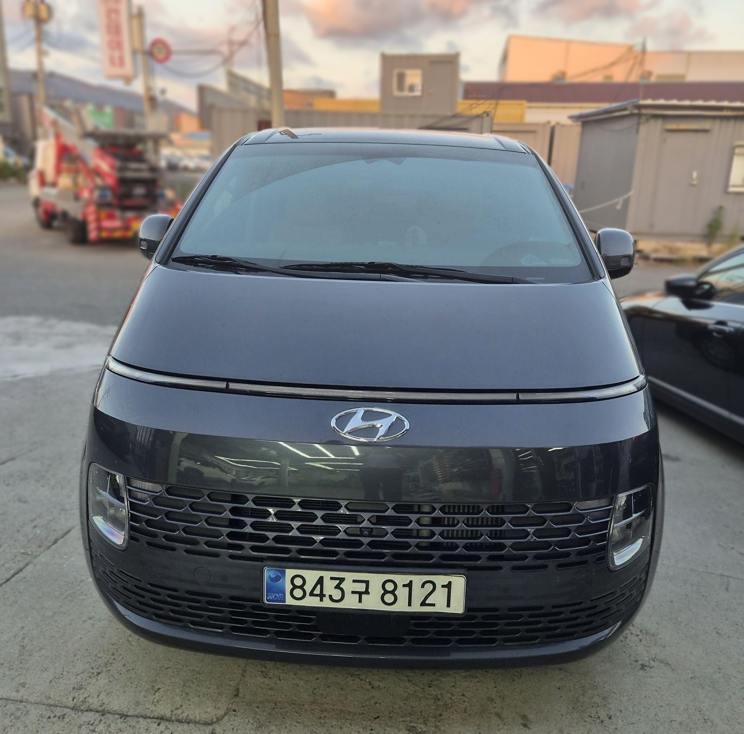 Hyundai Staria