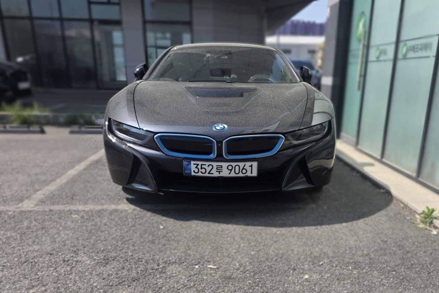 BMW i8