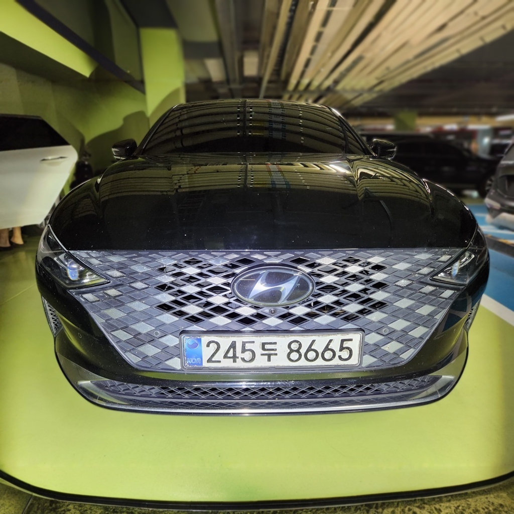 Hyundai The New Grandeur IG Hybrid
