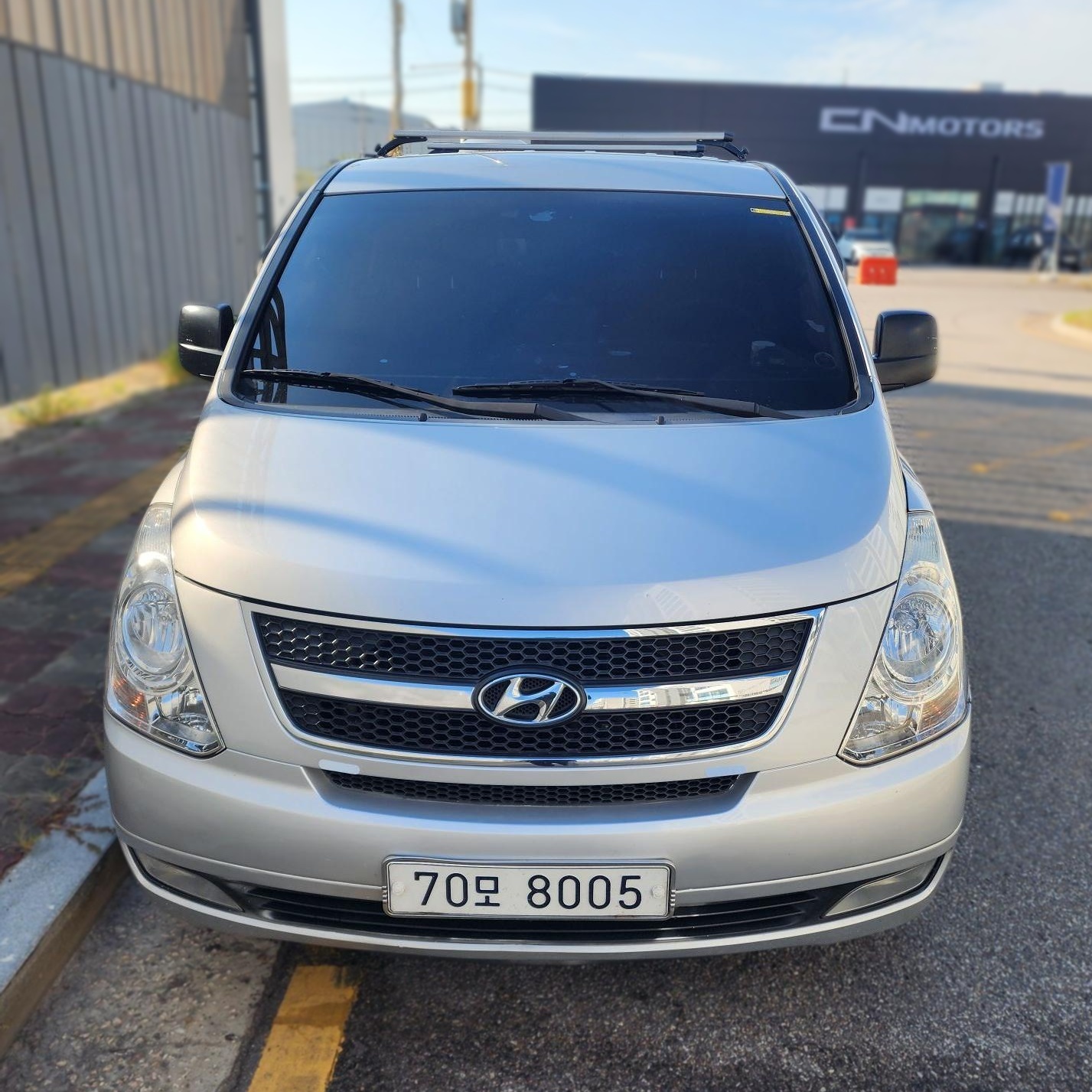 Hyundai Grand Starex
