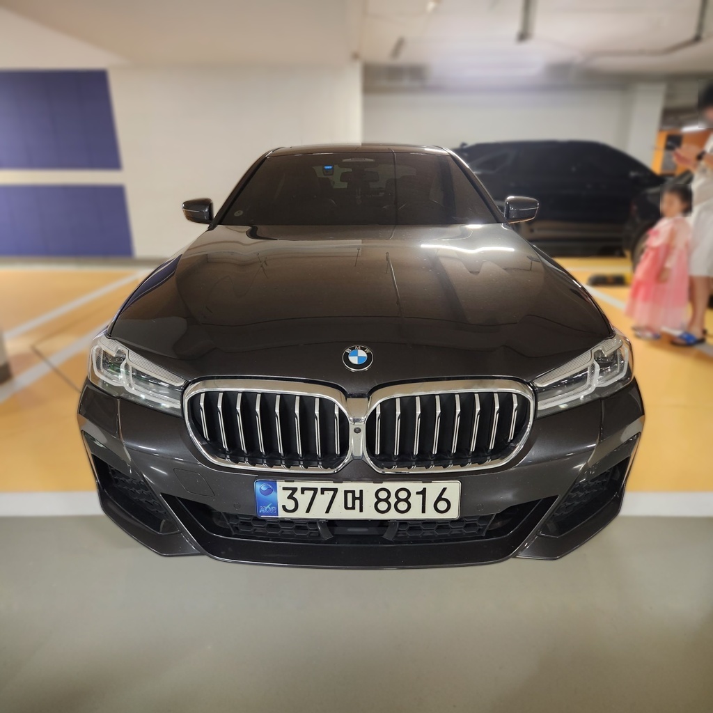 BMW 5 Series (G30)