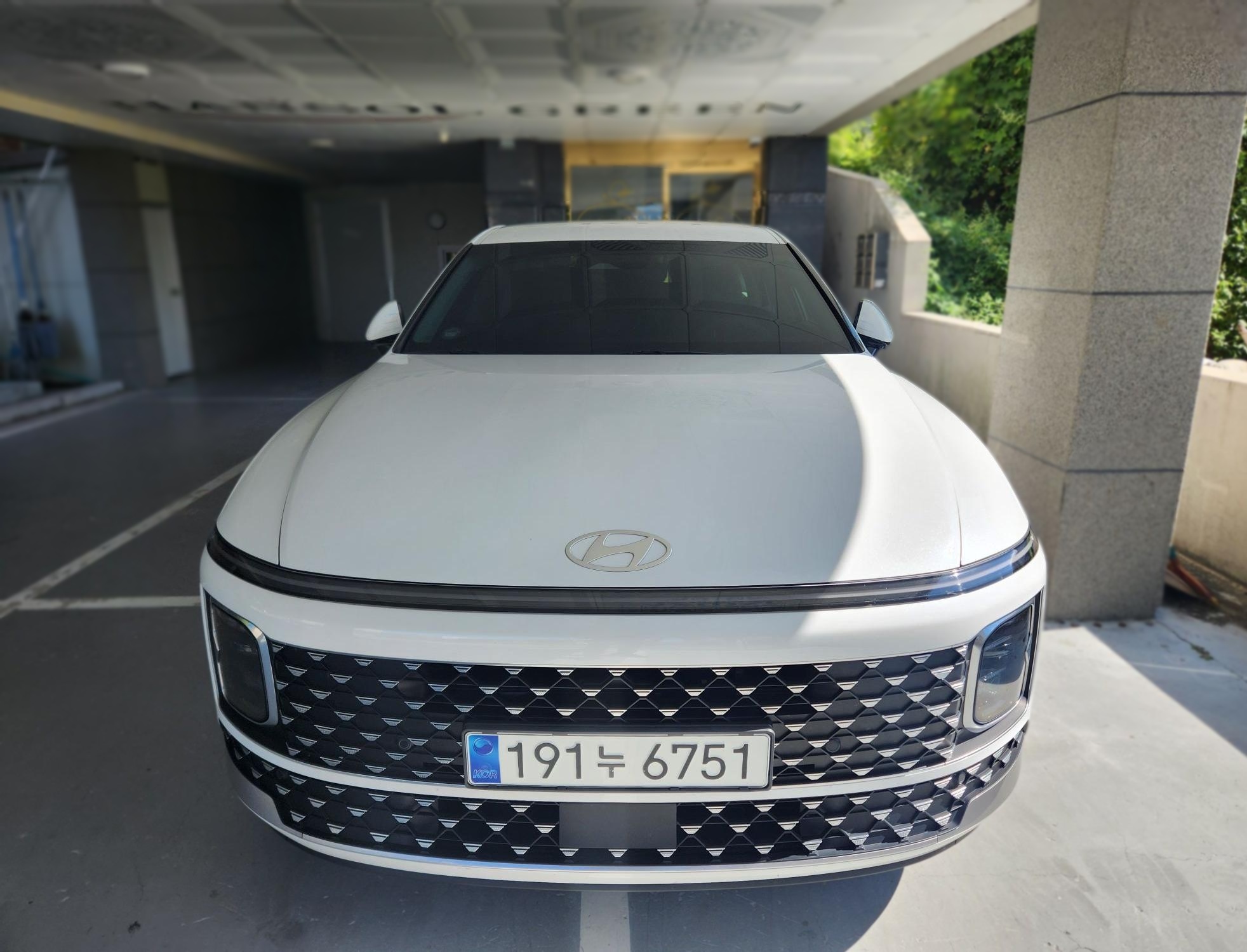 Hyundai The All-New Grandeur Hybrid (GN7)