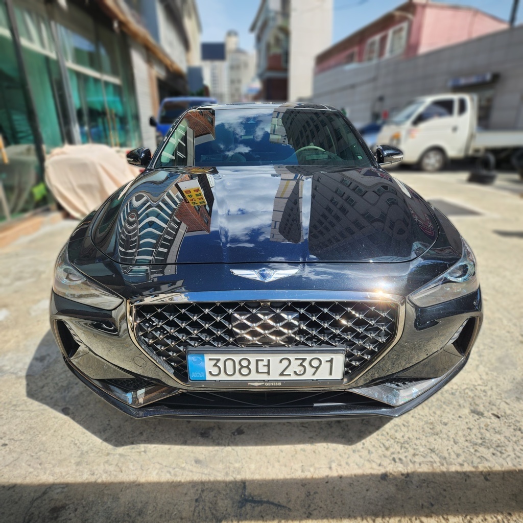 Genesis G70