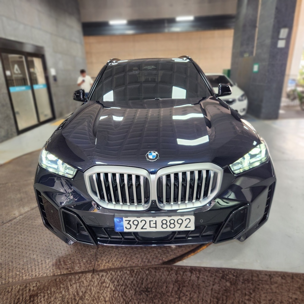 2024 BMW X5 (G05) xDrive 40i M SPORT — photograph 1 of 1