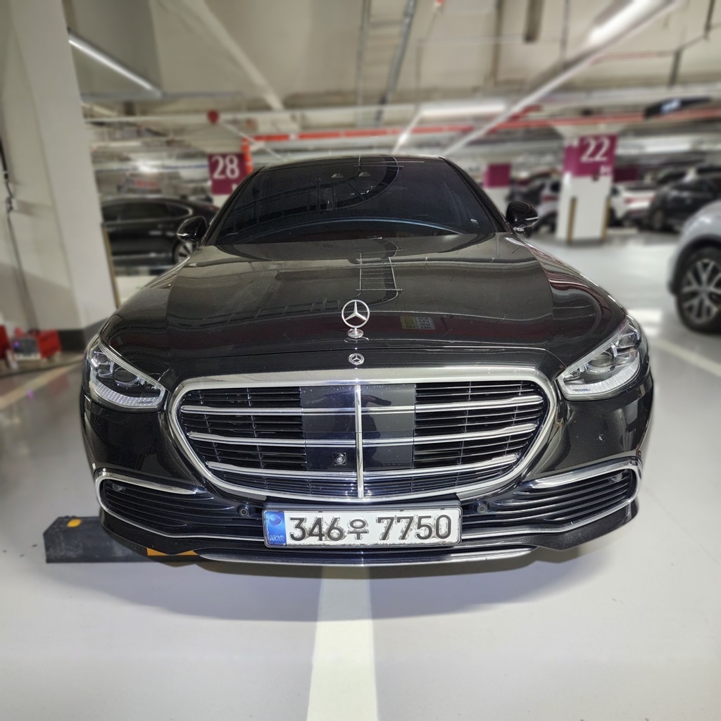 Mercedes-Benz S-Class (W223)