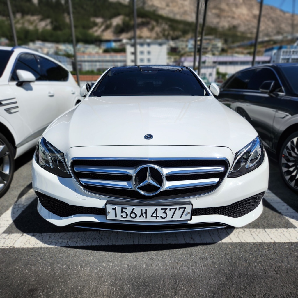 Mercedes-Benz E-Class (W213)