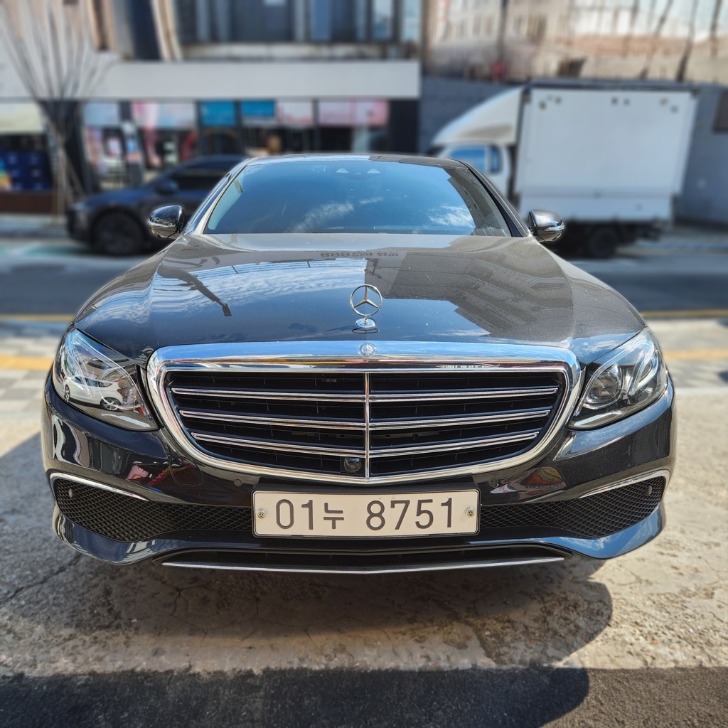 2019 Mercedes-Benz E300 4MATIC Exclusive