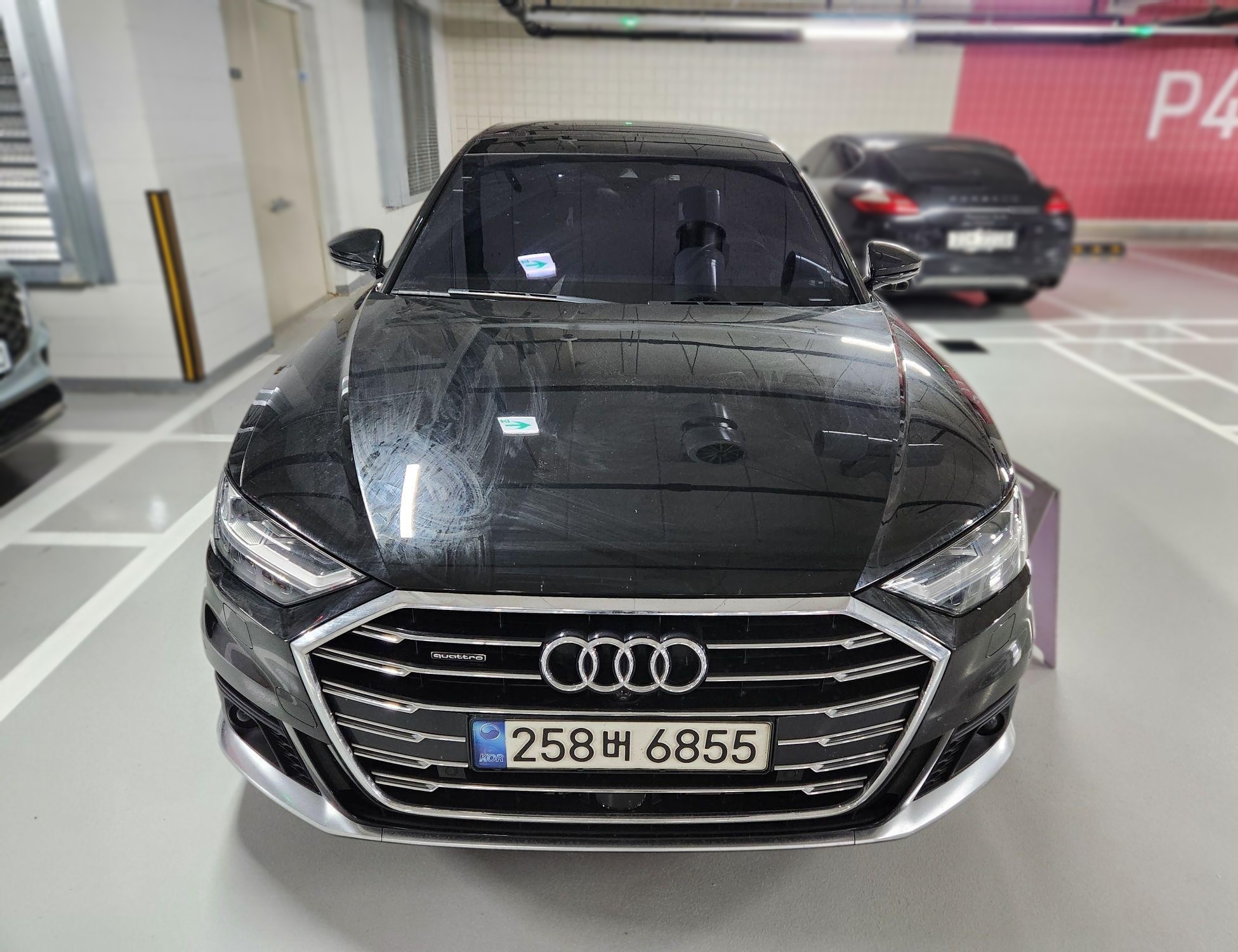 Audi A8 (D5)