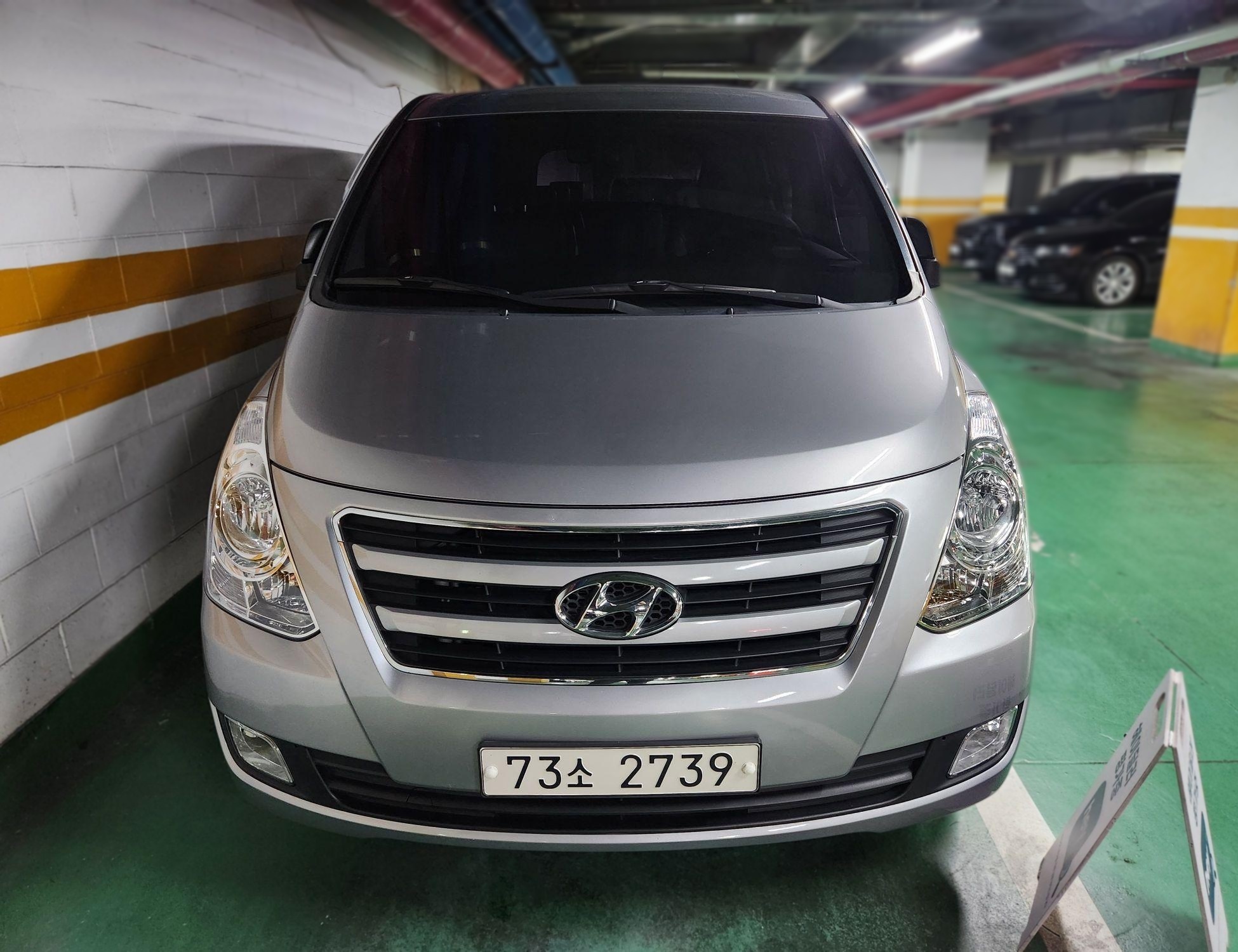 Hyundai Grand Starex