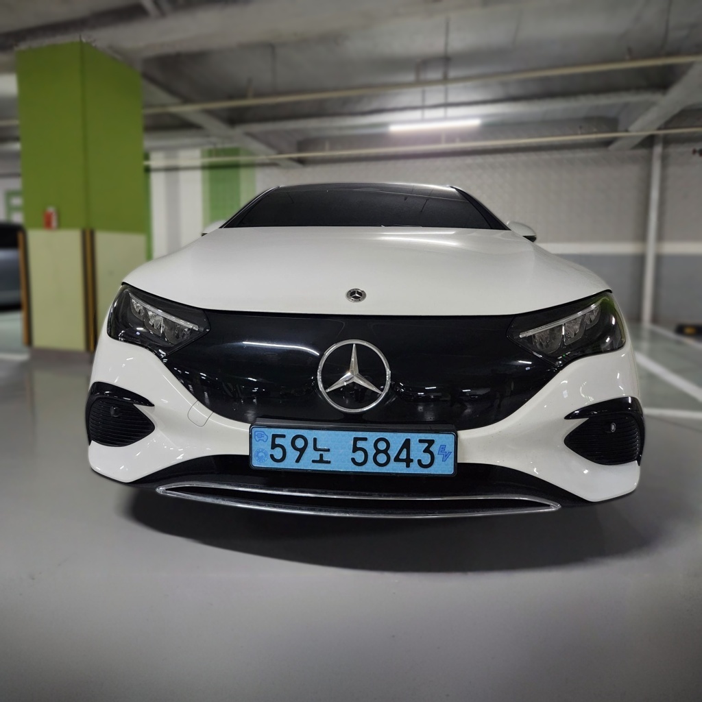 2023 MERCEDES-BENZ EQE V295 EQE 300 — photograph 1 of 1