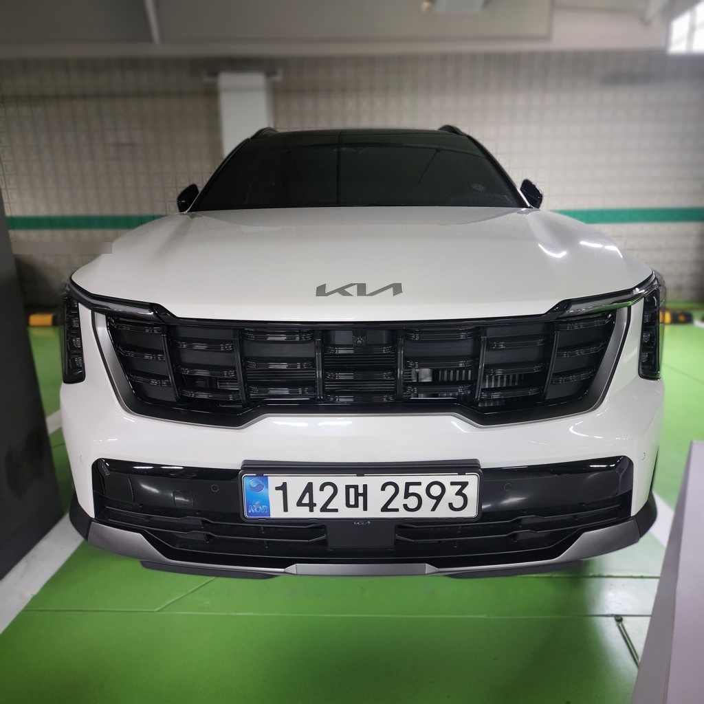 2025 Kia The New SORENTO 4 Generation (MQ4) HEV 1.6 2WD Gravity — photograph 1 of 1