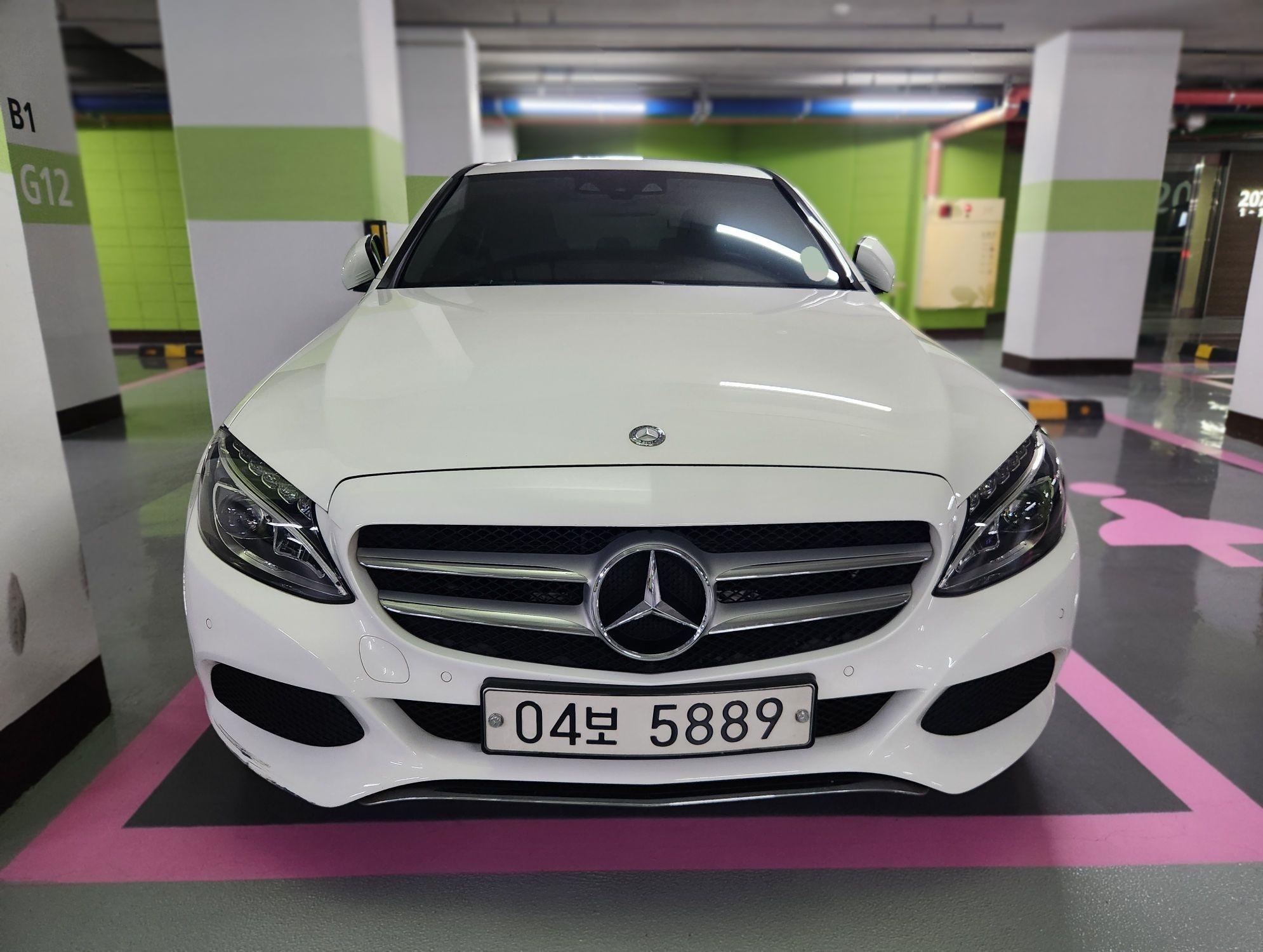 Mercedes-Benz C-Class (W205)